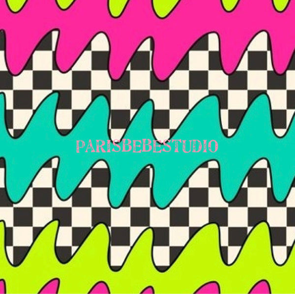 Retro Wavy Checkers